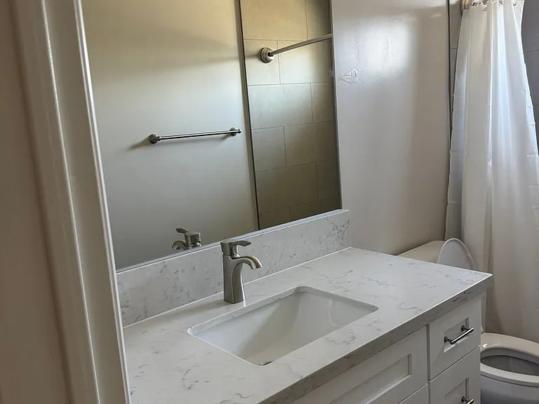 1609 W Shorb St — Photo 12