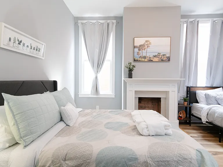 408 E Henry St #408 — Photo 14