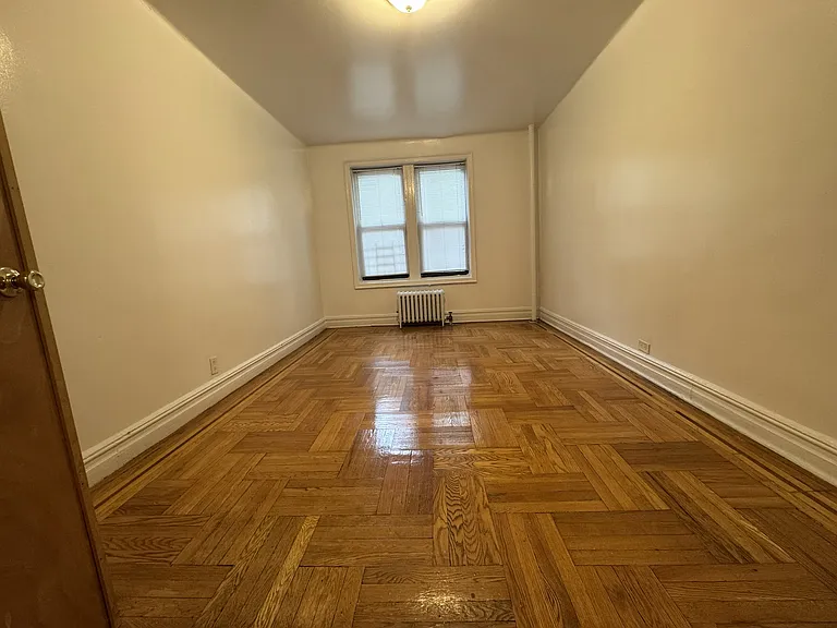 3215-3217 Hull Ave #2A — Photo 16