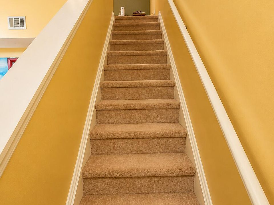 1st image of 8129 Wesley Farm Dr