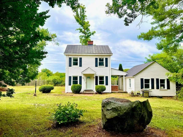 144 Falcon Crest Ln, Amherst, VA 24521