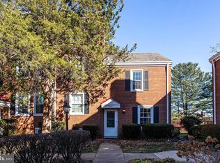 2885 S Abingdon St, Arlington, VA 22206