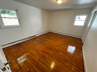 195-197 Hillside Ter, Irvington, NJ 07111