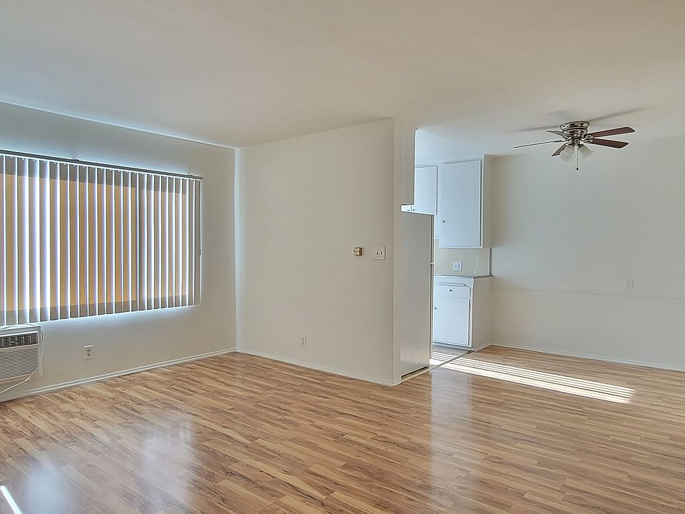 1st image of 161 S Occidental Blvd #18