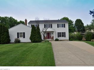 24850 Framingham Dr, Westlake, OH
