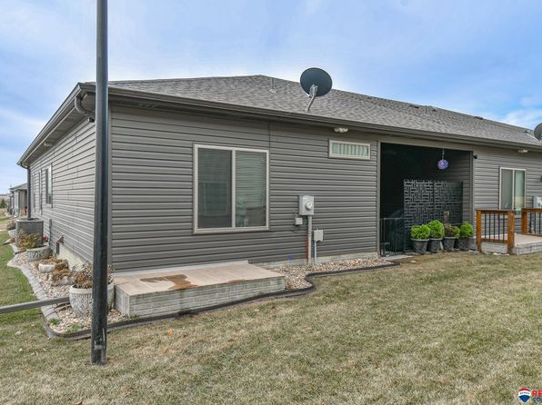 3848 Cabo Dr, Lincoln, NE 68516