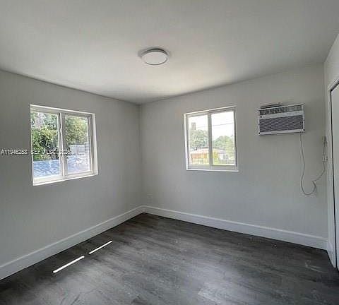 3rd image of 1920 NW 151st St #5