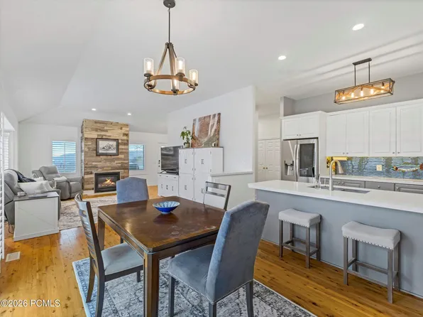 2522 S Scenic Dr, Salt Lake City, UT 84109