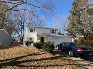 1236 Eastland Dr, Oregon, OH 43616