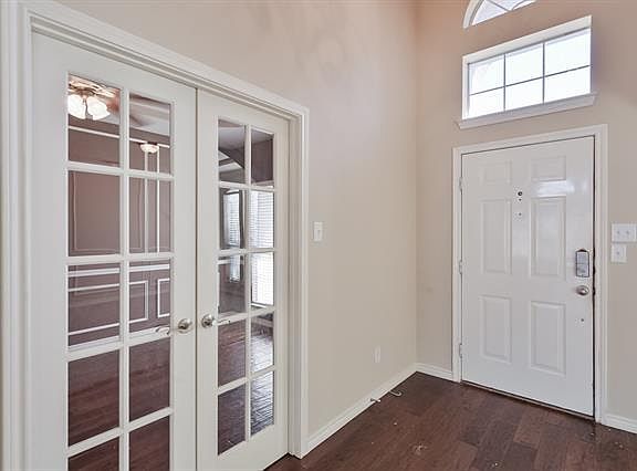 5th image of 1021 Manchester Dr