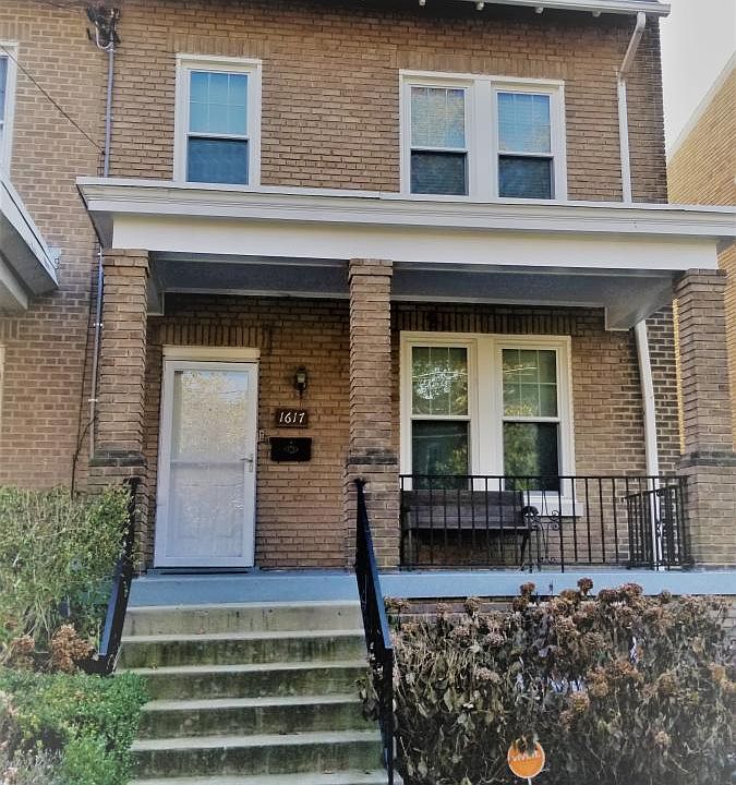 1617 Otis Street NE