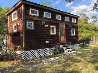 31304 W Hillside Dr, Deland, FL 32720