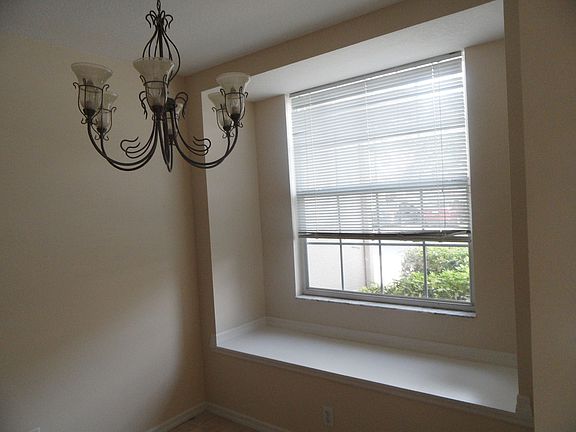 5th image of 7745 Woodbrook Cir APT 3703