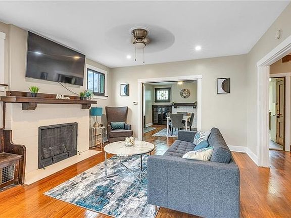 5th image of 901 Ross Ave