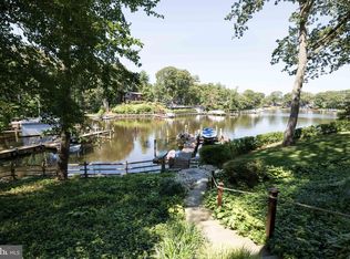 215 Doncaster Rd, Arnold, MD 21012