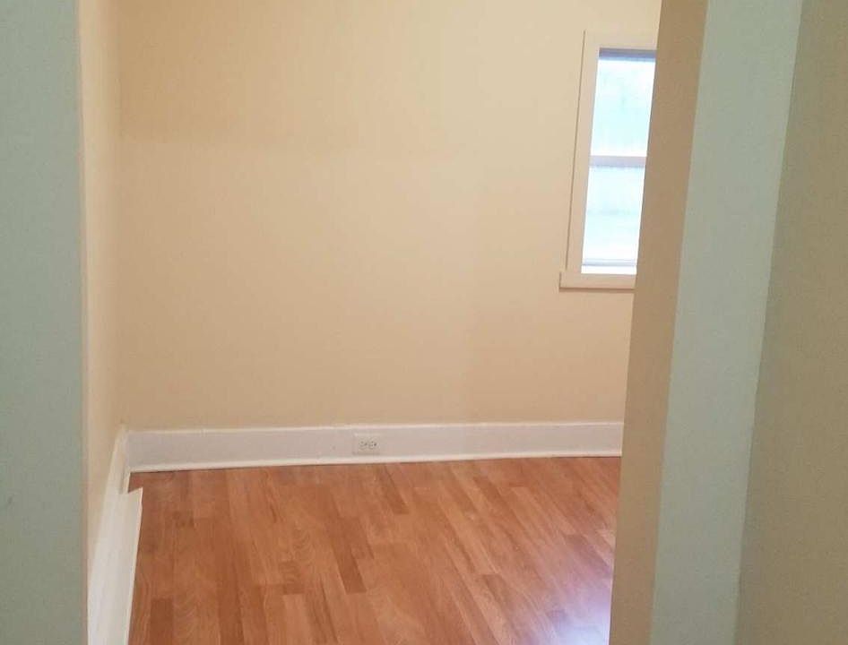 2nd image of 6899 Elmwood Ave