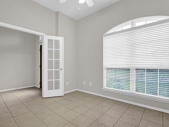 4th image of 507 American Black Bear Drive