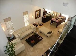 18600 N Bay Rd, Sunny Isles Beach, FL 33160