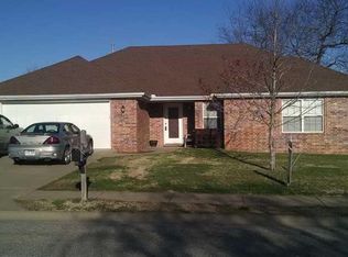 2320 Barnes Cir, Pea Ridge, AR 72751