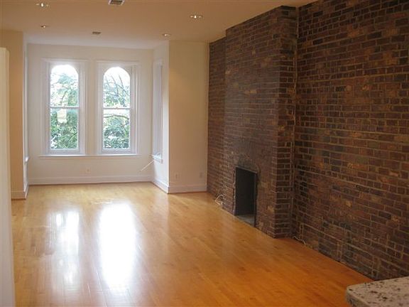4th image of 1919 17th St NW APT 2