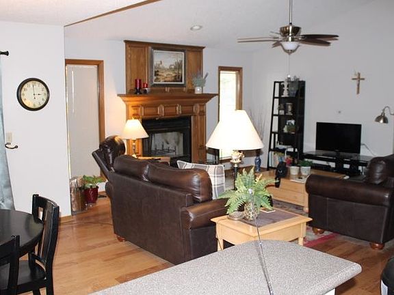 5th image of 4018 N Bayberry St