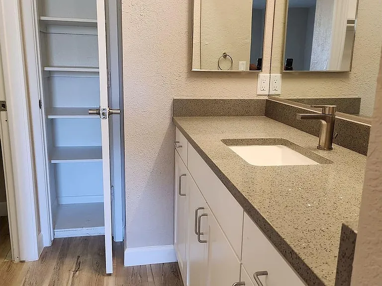 Sand Pebble Community *Renovated Units — Photo 138