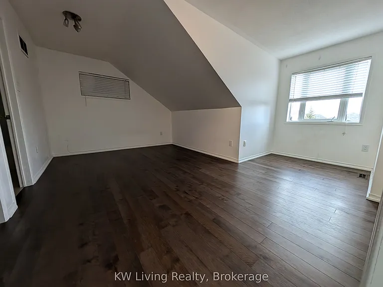 78 Bridlepath St — Photo 16