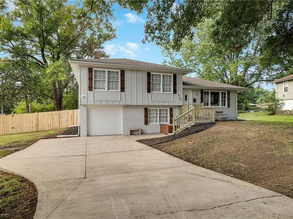 8109 E 91st Ter, Kansas City, MO 64138