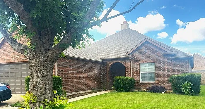 1920 Creek Crossing Dr