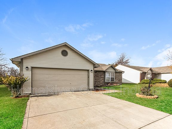 4th image of 2022 Windy Hill Ln