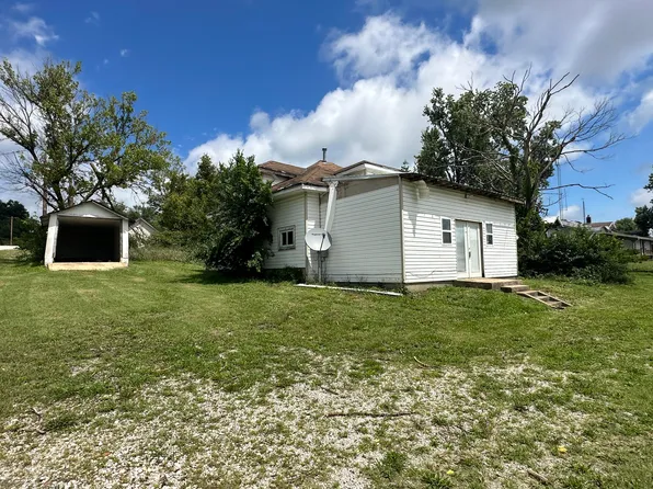 1110 Ozark Street, Cabool, MO 65689