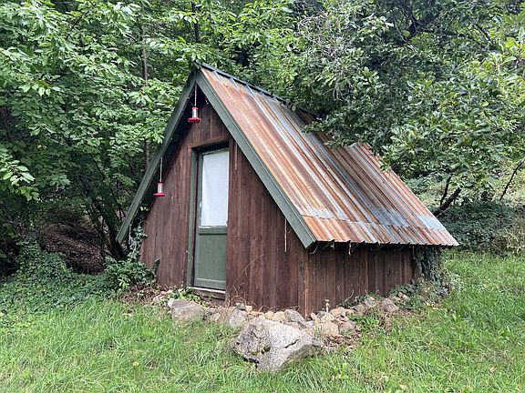 4th image of 18191 Denny Rd