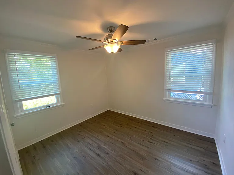 2211 Utah St — Photo 8