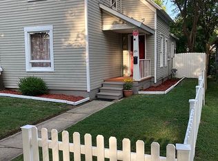 320 N Dewey St, Owosso, MI 48867