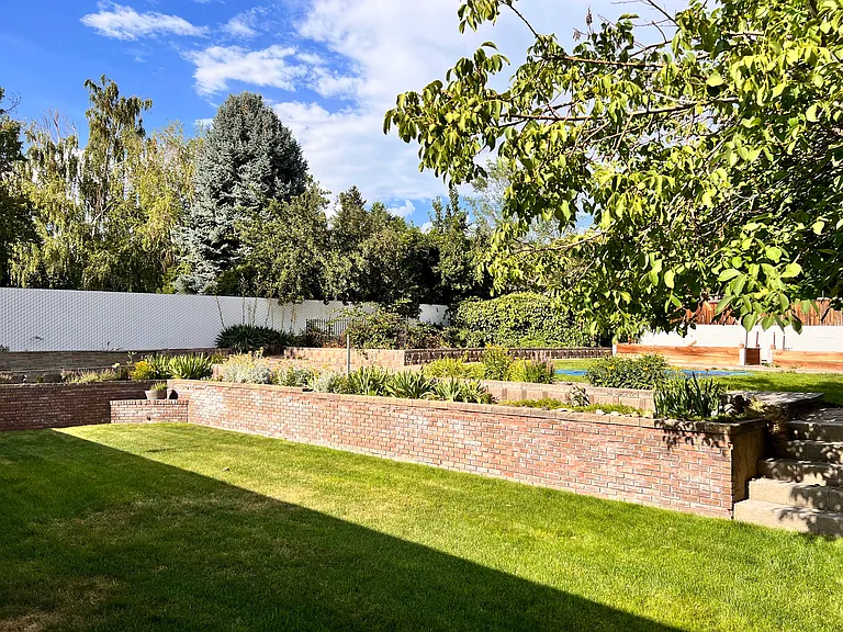 1975 Laguna Vista Dr — Photo 34