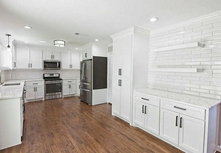 304 S Grove Rd — Photo 16