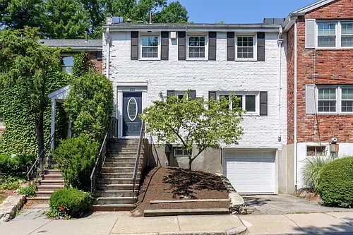 220 Kent St #220 Photo 1 220 Kent St #220 Photo 1
