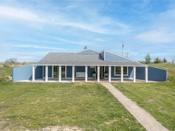 17063 King Rd, Lawson, MO 64062