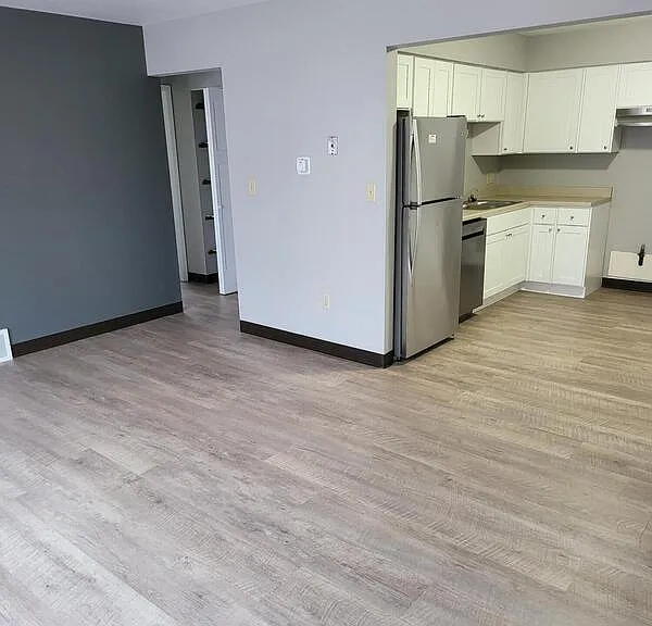 348 E Marquette St #7 — Photo 3