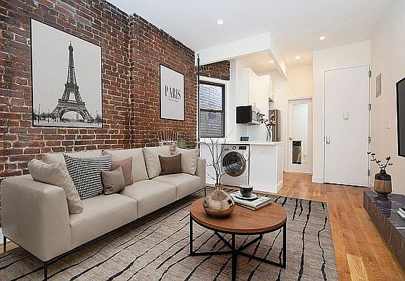2nd image of 53 Ludlow St #10