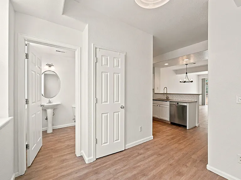 5388 Allison St — Photo 11
