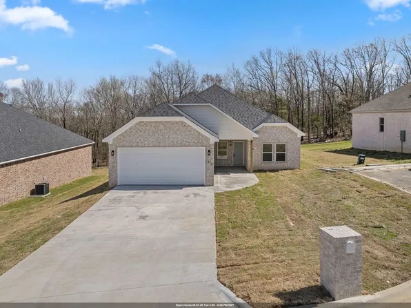516 Madeleine Cir, Austin, AR 72007