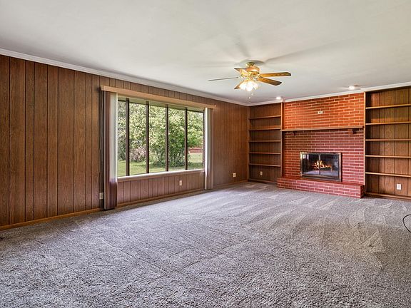 2nd image of 205 N Bliss Ave