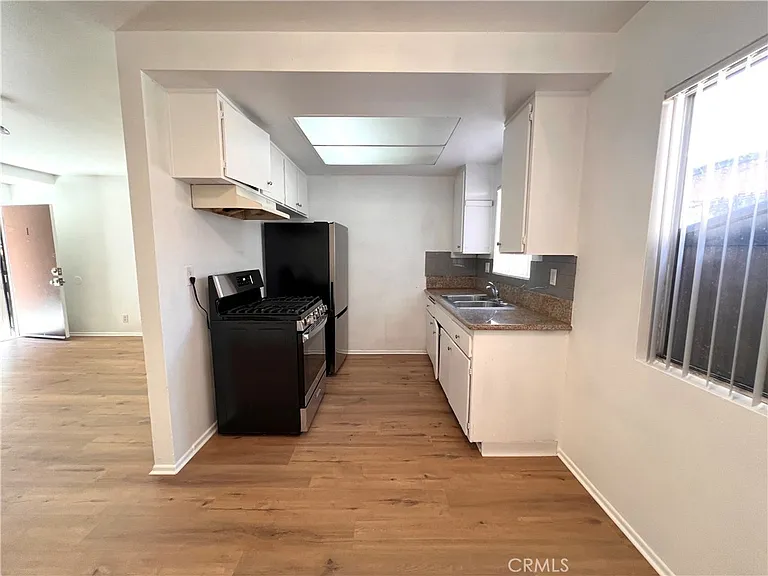 469 W Oliver St #1 — Photo 5