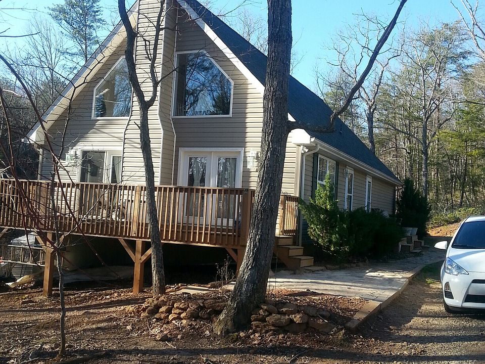 1st image of 140 Meadowbrook Ct