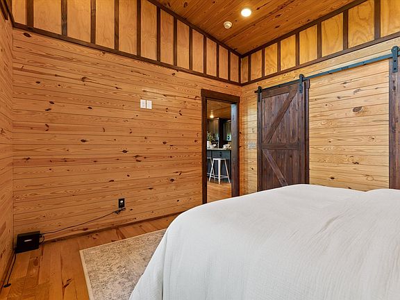 30th image of 203 Lombardi Rd