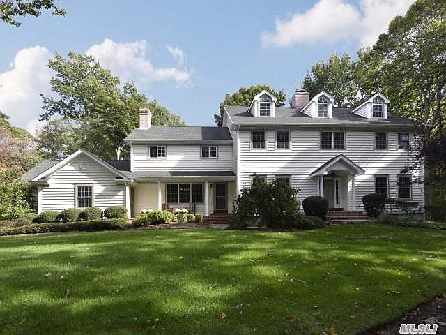 1st image of 8 Quail Hollow Ct