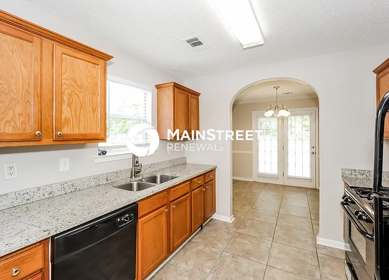 714 Rosewood Cir — Photo 9