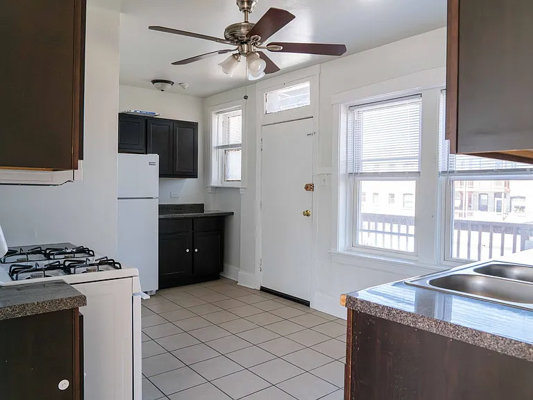 3842 W Lawrence Ave #306 — Photo 8