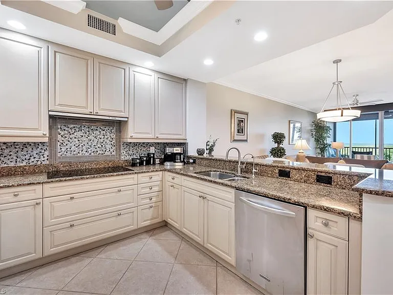 23850 Via Italia Cir #404 — Photo 11